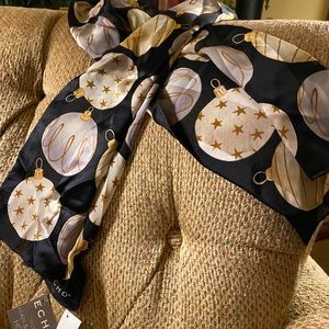 Holiday ornament oblong scarf